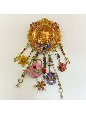 Lunch At The Ritz Brooch LATR 2GO Garden Hat Flower Charms Sun Hat Vintage